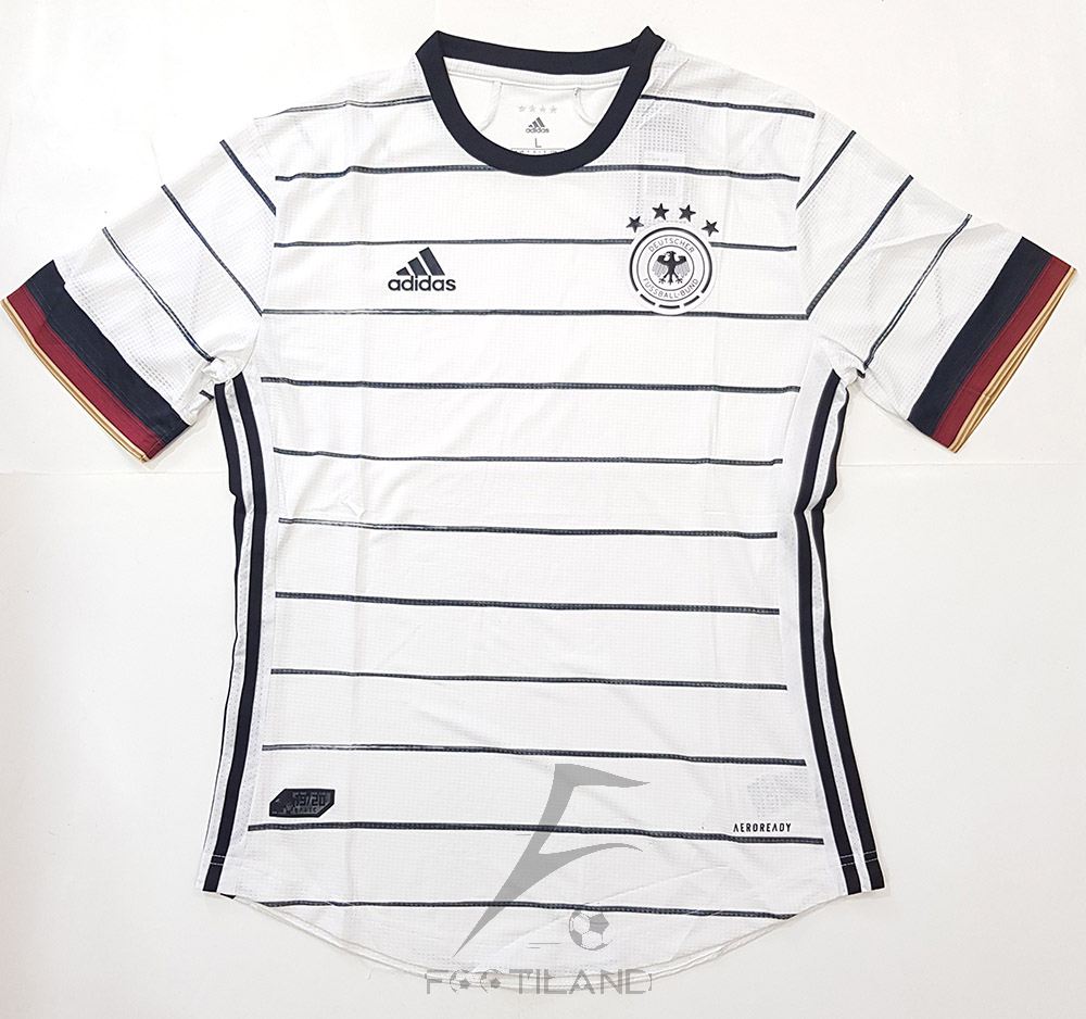 لباس اول آلمان وررژن پلیر 2020 با زمینه سفید و خط مشکی راه راه یقه پیراهن گرد بصورت تیشرت آستین کوتاه